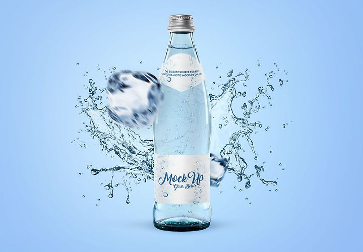 Free Glass Water Bottle Mockup 1