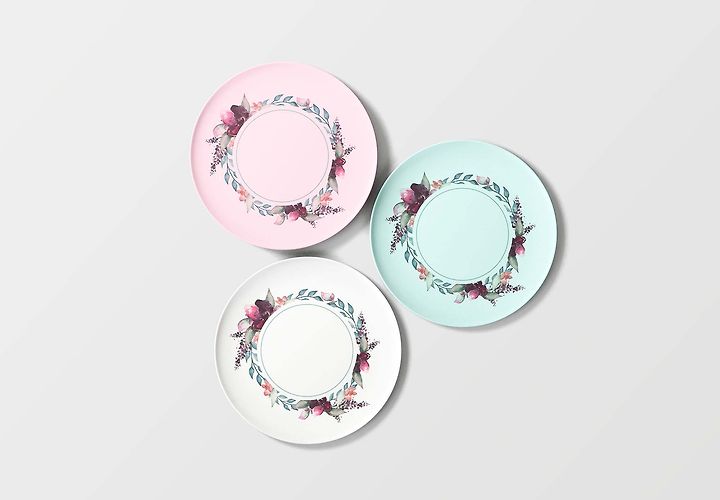 Free Overhead Plates Mockup Psd 1